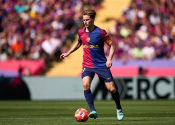 دي يونج يتحدث عن مستقبله مع برشلونة ويؤكد تير شتيجن سيظل قائد ا بالنسبة لي