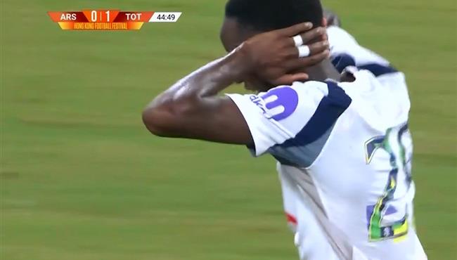 هدف توتنهام الاول من منتصف الملعب في مرمي ارسنال مباراة ودية