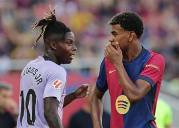 أتلتيك بلباو يعلن تجديد عقد نيكو ويليامز حتى عام 2023