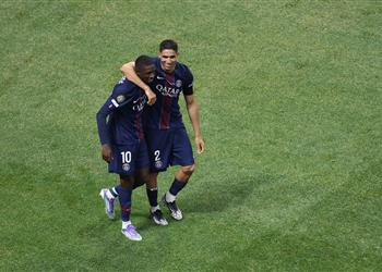 فيديو طرد جديد لـ باريس سان جيرمان وديمبلي يسجل الهدف الثاني أمام بايرن ميونخ