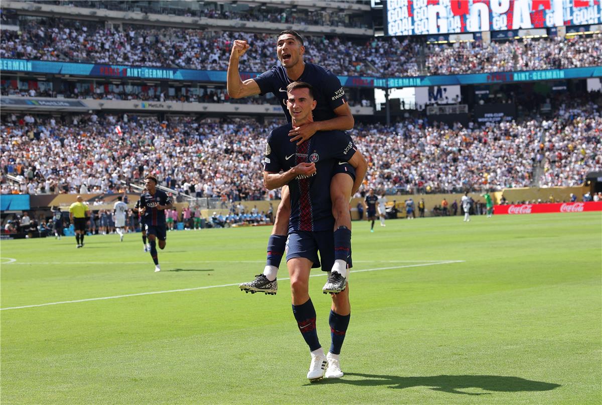 فيديو | فابيان رويز يسجل هدف باريس سان جيرمان الثالث أمام ريال مدريد