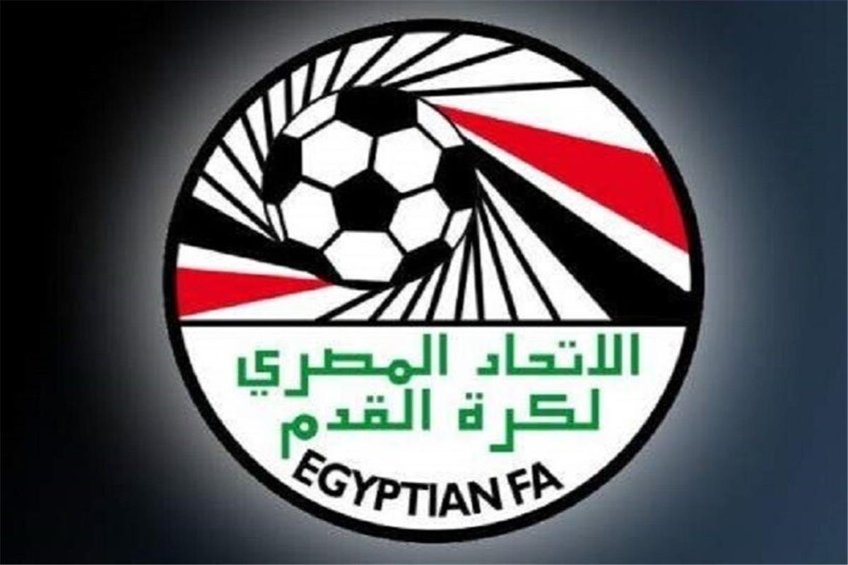 نيوز برو : «شيكات دون رصيد».. اتحاد الكرة يوضح سبب قرار إيقاف قيد الزمالك