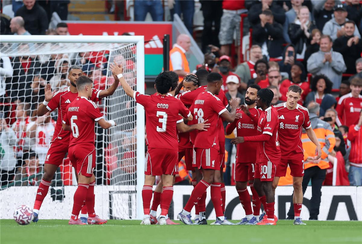 نيوز برو : تشكيل ليفربول المتوقع أمام كريستال بالاس اليوم في كأس الدرع الخيرية