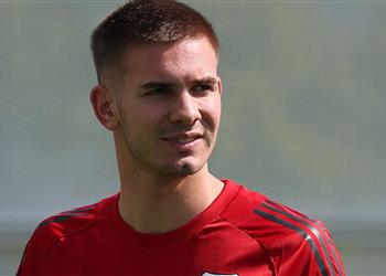 مدرب ماستانتونو السابق ليس بقوة لاعب برشلونة وسيحتاج لشيء واحد مع ريال مدريد