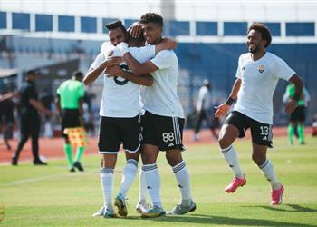 فيديو الجونة يخطف فوز ا صعب ا من كهرباء الإسماعيلية في الدوري المصري