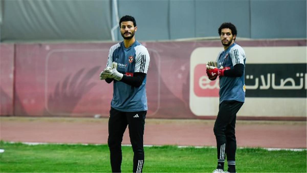 نيوز برو : مدرب الأهلي السابق يوضح موقف محمد الشناوي من الجلوس احتياطيا لـ مصطفى شوبير أمام مودرن سبورت