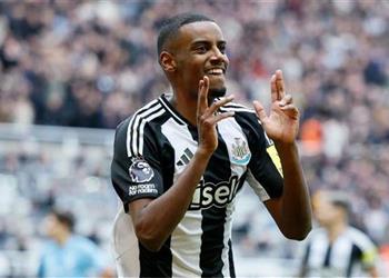 إيزاك يرفض الاستمرار مع نيوكاسل ويعلن رغبته في الانضمام إلى ليفربول