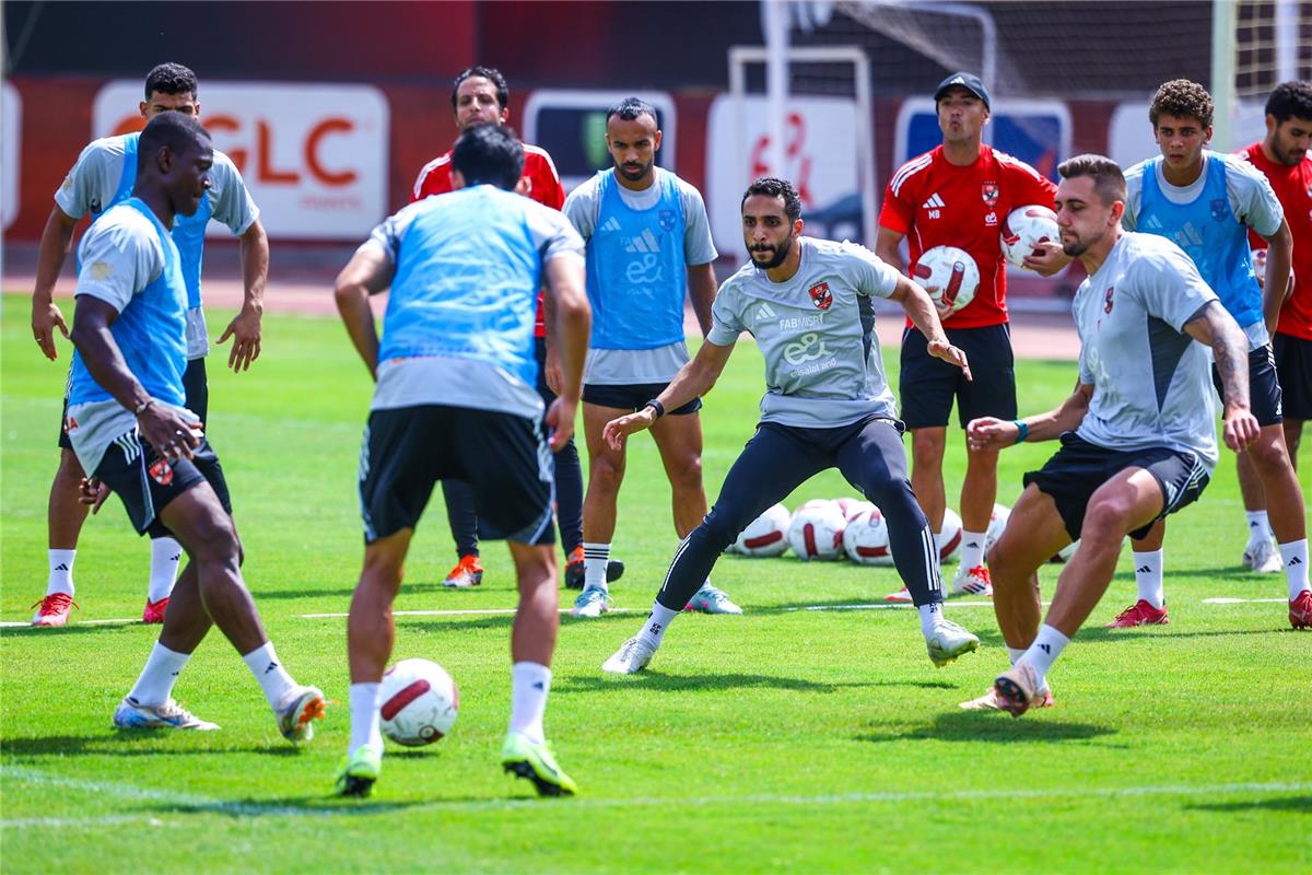 خاص | إصابة لاعب الأهلي قبل مواجهة فاركو في الدوري