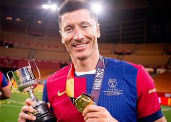 وكيل ليفاندوفسكي يحسم الجدل حول إمكانية رحيله إلى الدوري السعودي