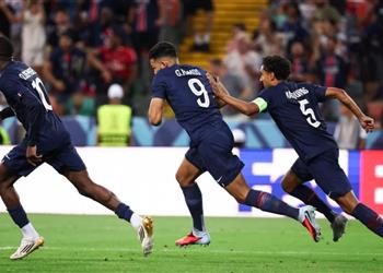 فيديو سيناريو مثير باريس سان جيرمان بطل ا للسوبر الأوروبي أمام توتنهام بركلات الترجيح