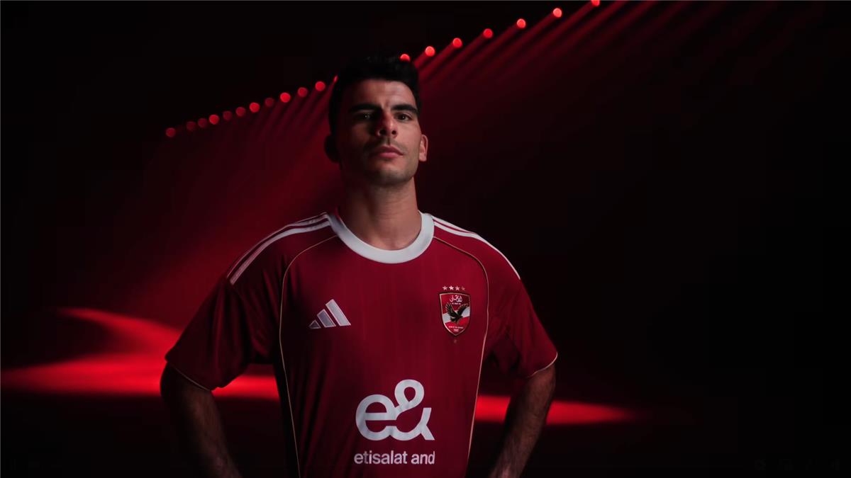 مستشهدًا بـ إمام عاشور.. خالد بيبو يوجه نصيحة إلى زيزو بعد سباب جماهير الزمالك