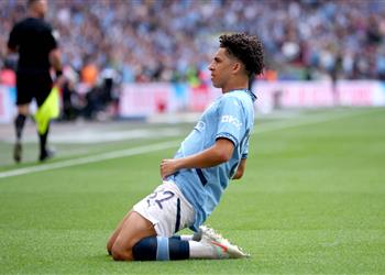 ناد إنجليزي يتقدم بعرض رسمي لضم ريكو لويس من مانشستر سيتي