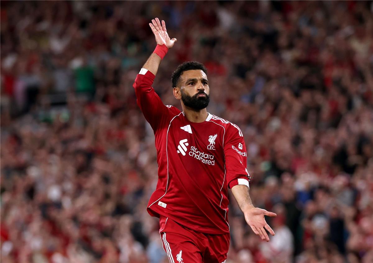 نيوز برو : فيديو | محمد صلاح يسجل هدف ليفربول الرابع أمام بورنموث.. ويهديه لـ جوتا