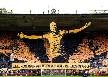 فيديو بطريقة مميزة جمهور ولفرهامبتون يكرم جوتا قبل مباراة مانشستر سيتي