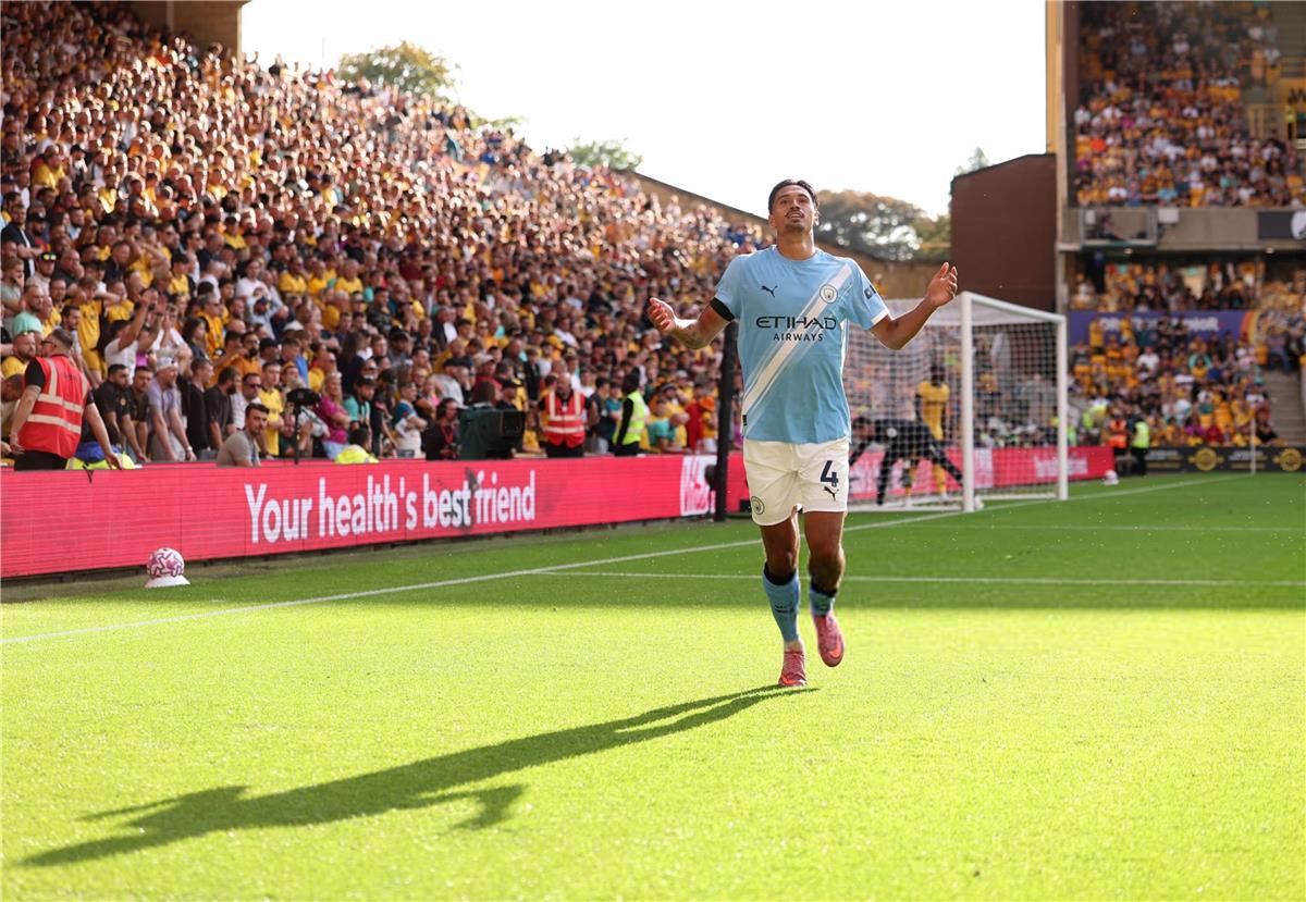 فيديو | بطريقة رائعة.. ريندرز يسجل هدف مانشستر سيتي الثاني أمام ولفرهامبتون