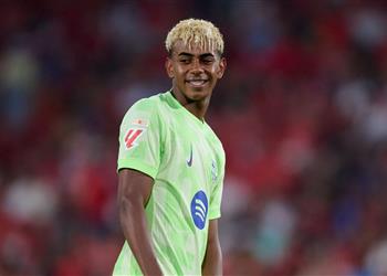 فيديو بطريقة رائعة لامين يامال يسجل هدف برشلونة الثالث أمام مايوركا