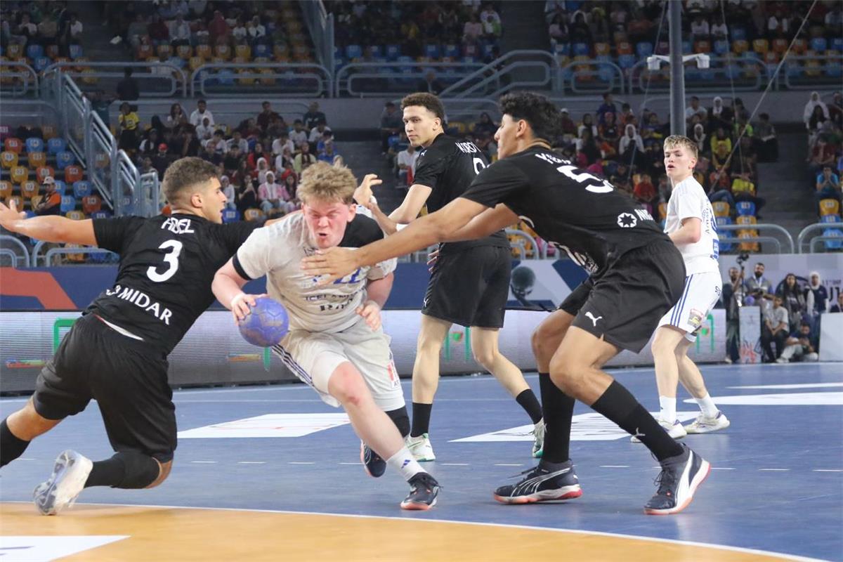 نيوز برو : منتخب مصر للشباب يهزم آيسلندا وينهي كأس العالم لنائشي اليد في المركز الخامس