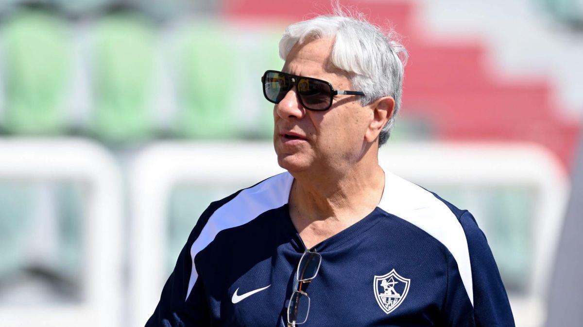نيوز برو : مدير الكرة في الزمالك يوضح مصير أحمد فتوح مع الفريق.. ويصرح: نعمل على معالجة مشاكل بانزا