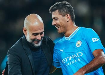 جوارديولا يوضح تطورات حالة رودري بعد الإصابة