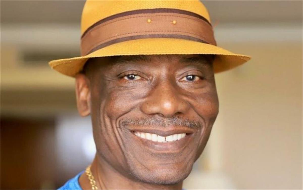 أنطوان بيل: الكرة المصرية الأولى في إفريقيا.. والأهلي رقم واحد