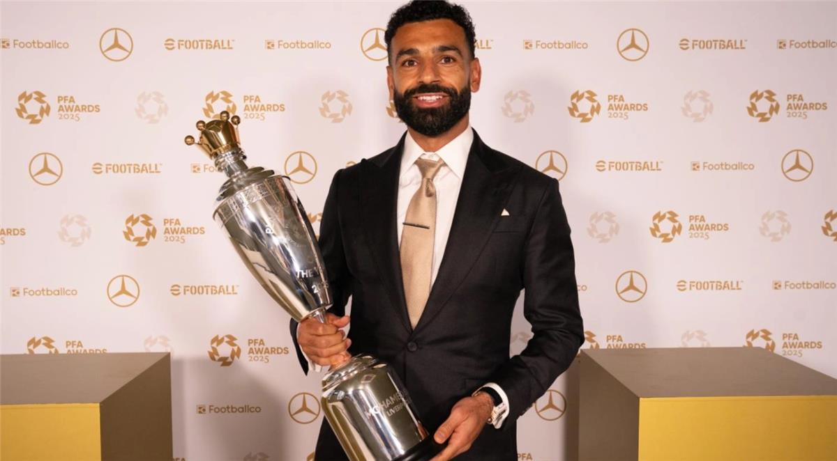 نيوز برو : يصنع التاريخ.. صحف إنجلترا تتغنى بفوز محمد صلاح بجائزة أفضل لاعب في الدوري الإنجليزي
