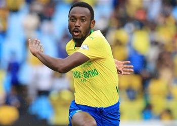 شالوليلي مهاجم صن داونز يقترب من الانضمام إلى ناد عربي كبير