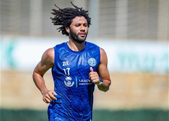 محمد النني ينافس على جائزة أفضل لاعب في الدوري الإماراتي