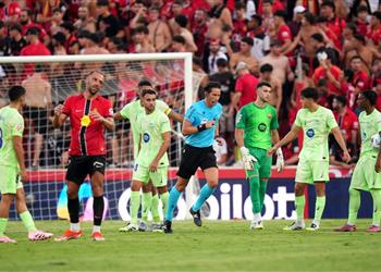 لاعب برشلونة على بعد خطوة من فسخ عقده