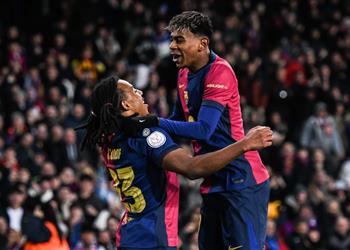 كوندي عن إمكانية فوز لامين يامال بالكرة الذهبية ديمبلي موجود