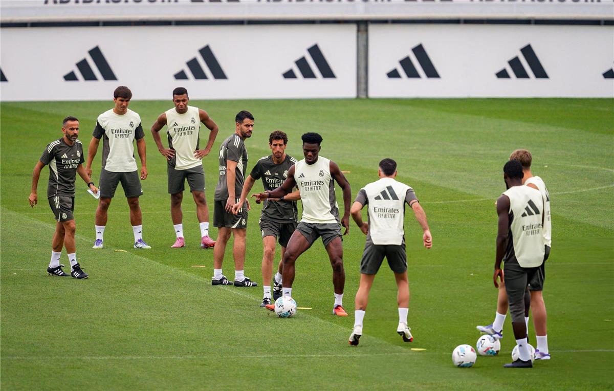 ريال مدريد يسعى لضم صفقة أخيرة في انتقالات الصيف