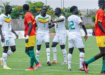 كاف يختار حكم ا مصري ا لإدارة مباراة السنغال وأوغندا في كأس أمم إفريقيا للمحليين