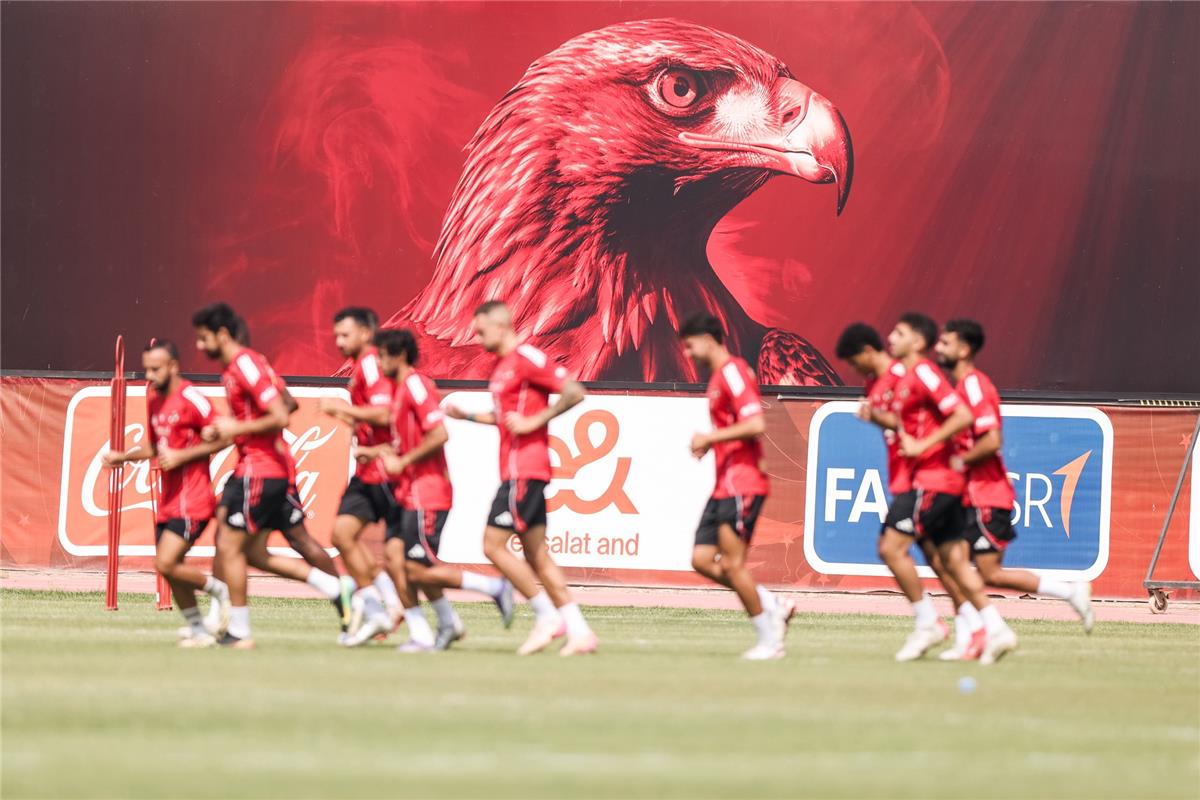 مران الأهلي| فقرات فنية وبدنية متنوعة.. وموقف مروان عطية