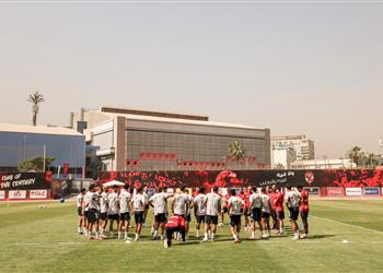 لاعب الأهلي يتعرض لحادث مروري قوي قبل مواجهة غزل المحلة في الدوري