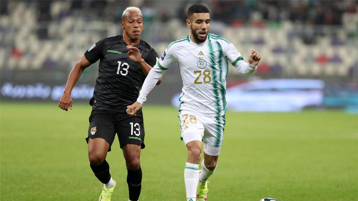 لوجانو السويسري يرد عبر بطولات على أنباء عودة أحمد قندوسي إلى بيراميدز