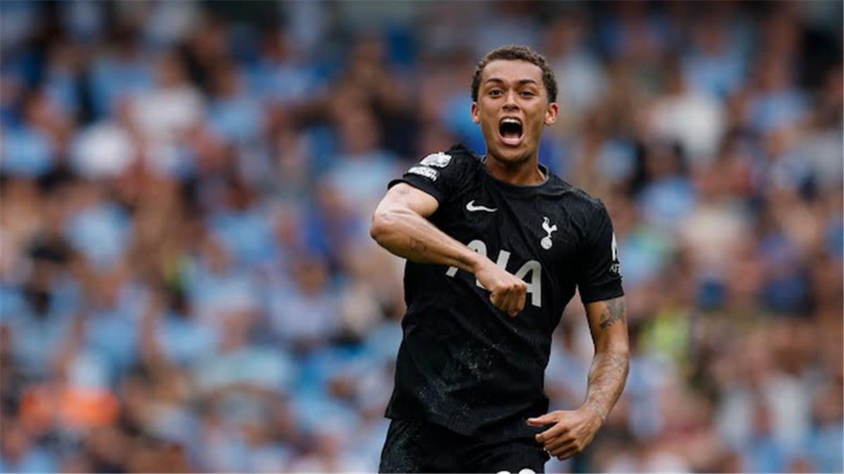 نجم توتنهام: قدمنا مباراة مثالية أمام مانشستر سيتي