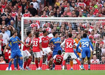 إصابة جديدة مقلقة تعكر فوز آرسنال الساحق على ليدز يونايتد