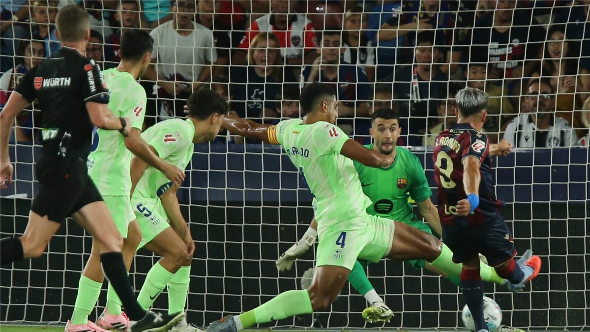 فيديو | روميرو يسجل هدف ليفانتي الأول أمام برشلونة