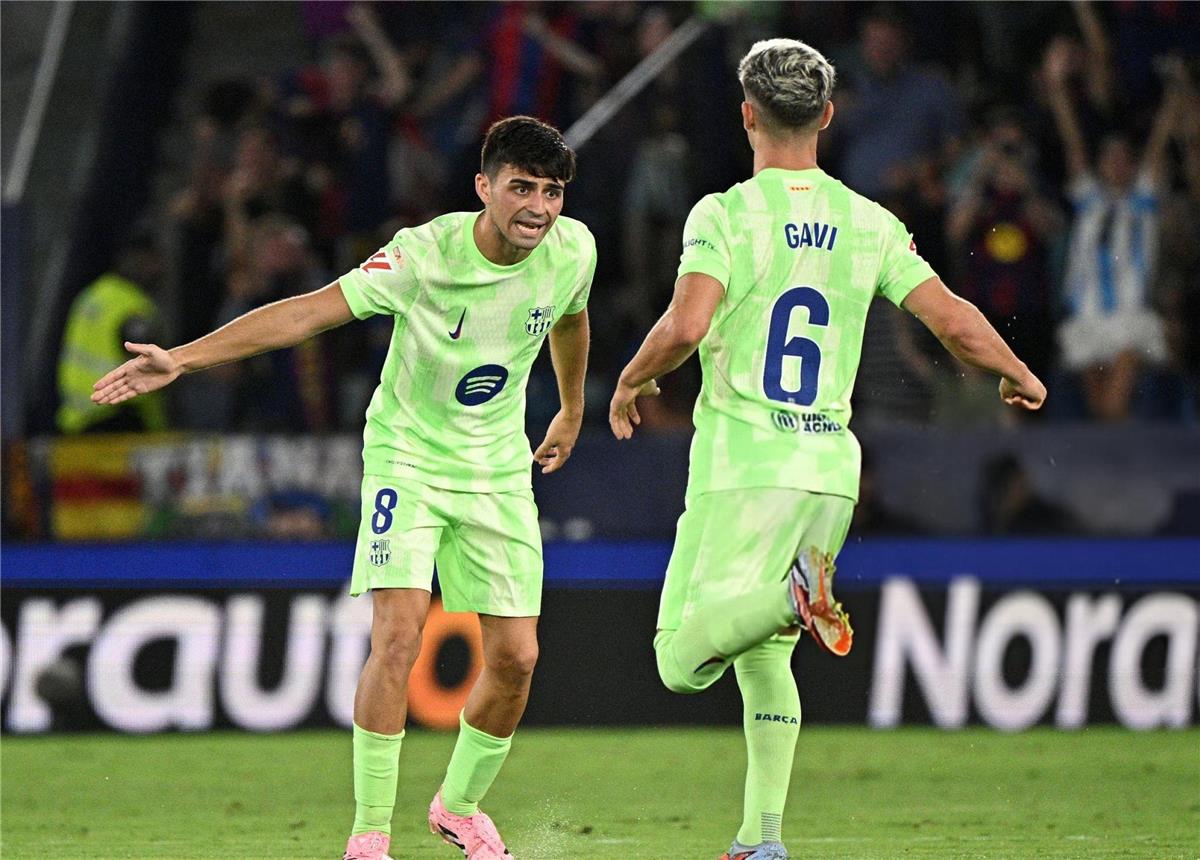فيديو | في 3 دقائق.. بيدري وفيران توريس يتعادلان لـ برشلونة أمام ليفانتي