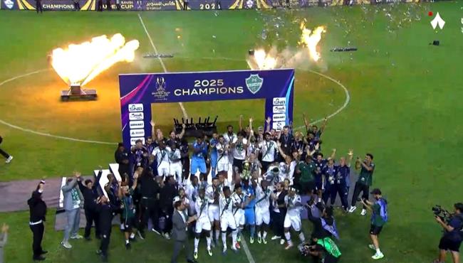 مراسم تتويح الاهلي بطلا لكأس السوبر السعودي
