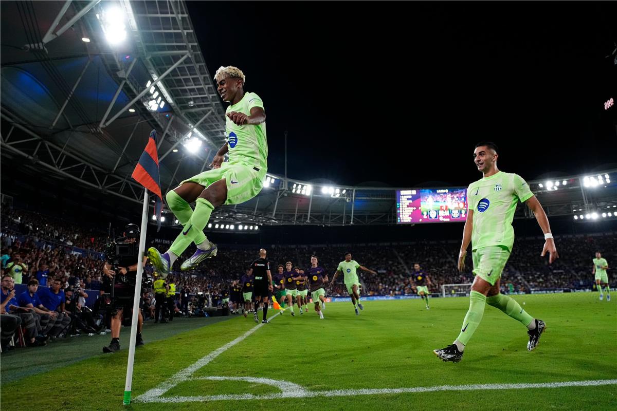 برشلونة وليفانتي