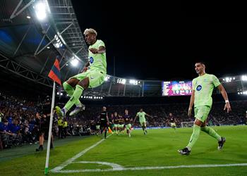 نيران صديقة أوناي إلجيزابال يسجل هدف ا قاتل ا لـ برشلونة أمام ليفانتي