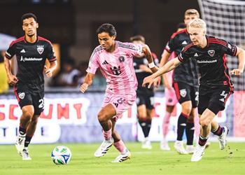 فيديو في غياب ميسي إنتر ميامي يتعادل مع دي سي يونايتد بـ الدوري الأمريكي