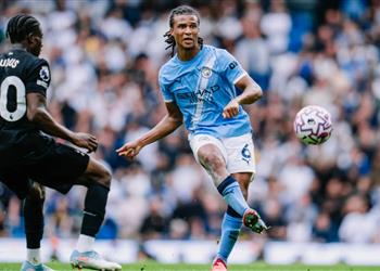 آكي بعد سقوط مانشستر سيتي أمام توتنهام كل يوم في الدوري الإنجليزي معركة