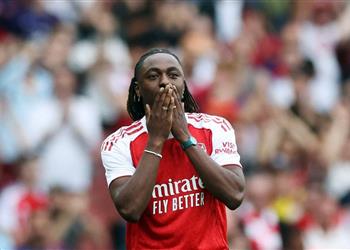 قبل ظهوره الأول ضد ليفربول هنري يوجه رسالة إلى إيزي بعد انتقاله إلى آرسنال