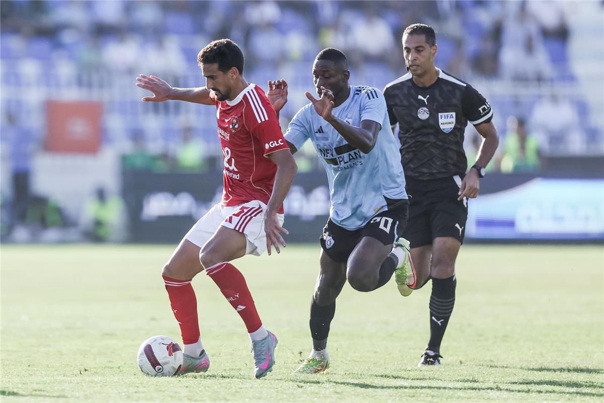 نيوز برو : ترتيب الدوري المصري بعد تعادل الأهلي مع غزل المحلة