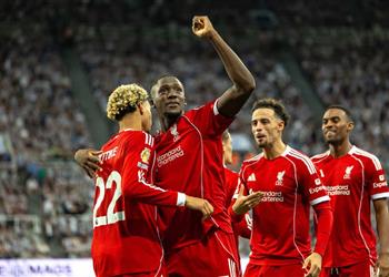 رجل مباراة ليفربول ونيوكاسل في الدوري الإنجليزي