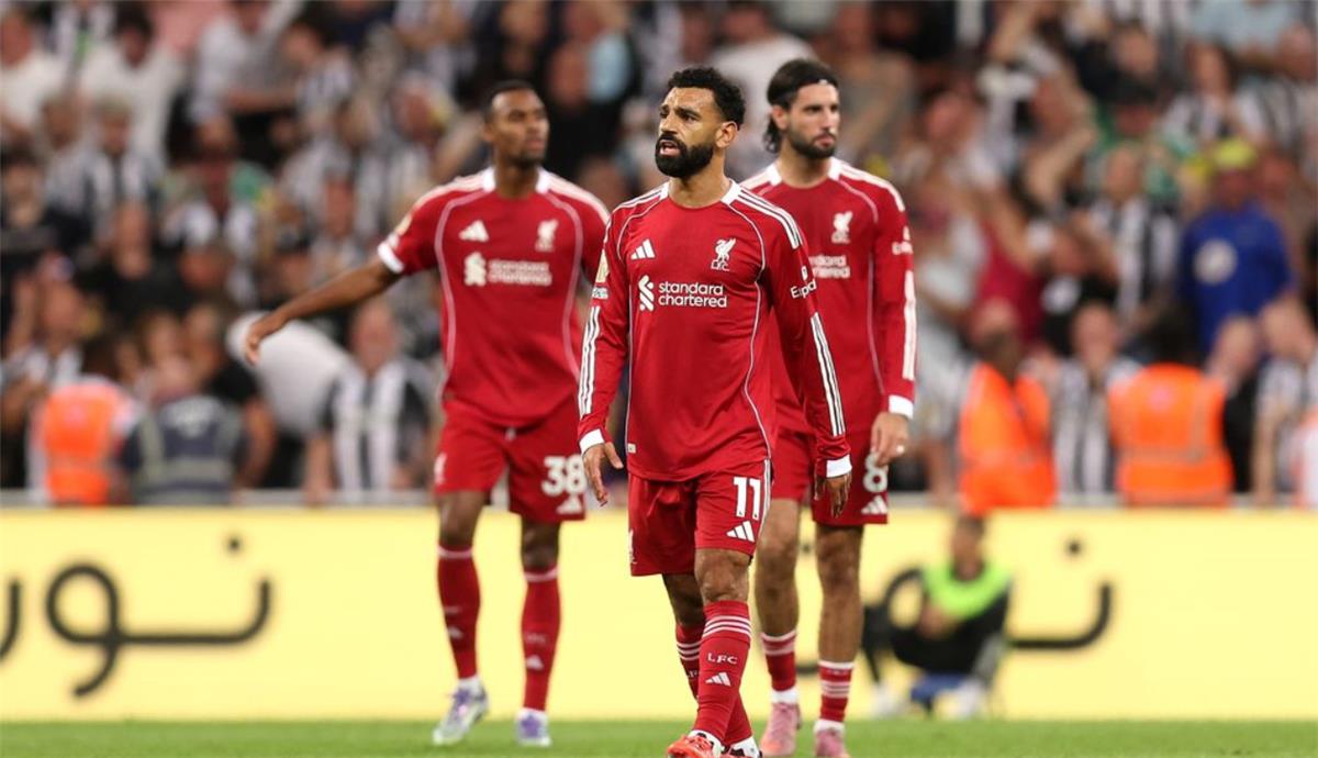 نيوز برو : بينهم محمد صلاح.. كاراجر ينتقد ثلاثي ليفربول: بداية سيئة وتوهان في الملعب
