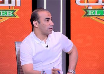 عبد الحفيظ منتقد ا ريبيرو هذا اللاعب يجب أن يشارك دائم ا مع الأهلي ونحتاج عبد القادر