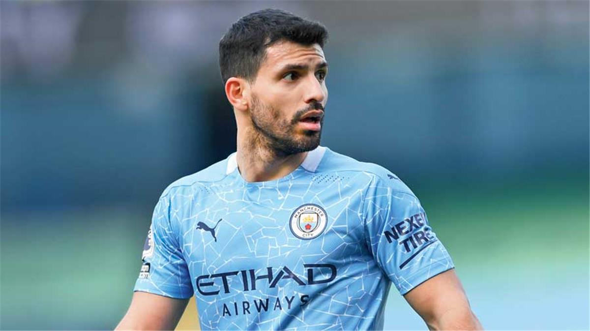 نيوز برو : أجويرو يتوقع تألق ثنائي مانشستر سيتي هذا الموسم