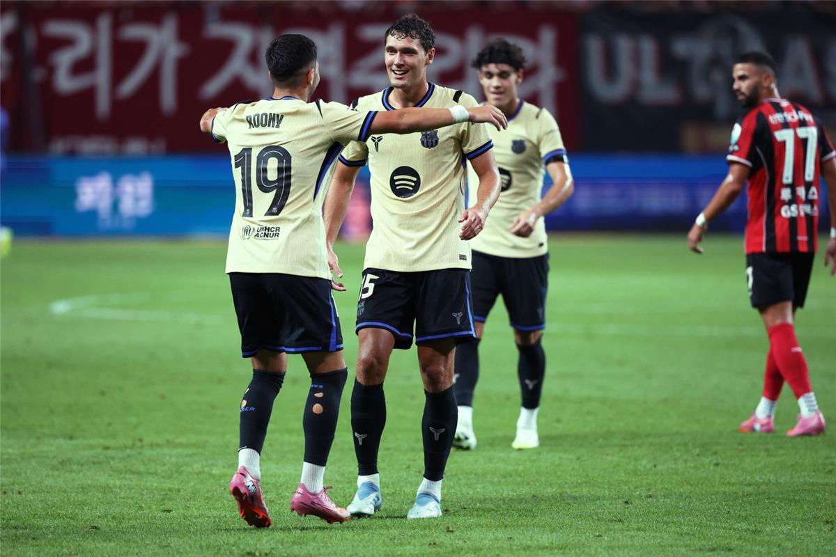 كريستنسن مع روني 